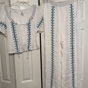 On Running White Textured Top